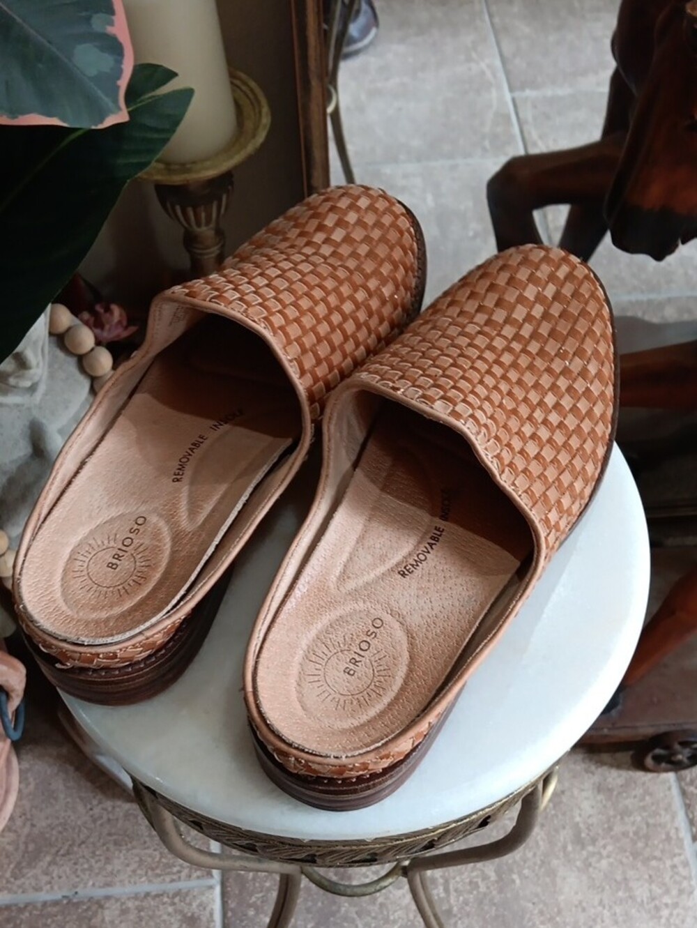 Brioso Fern Woven Leather Mules Camel Brown Slides Flat Loafers Size 7M Brazil - Picture 4 of 10